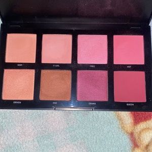 Morphe blush palette
